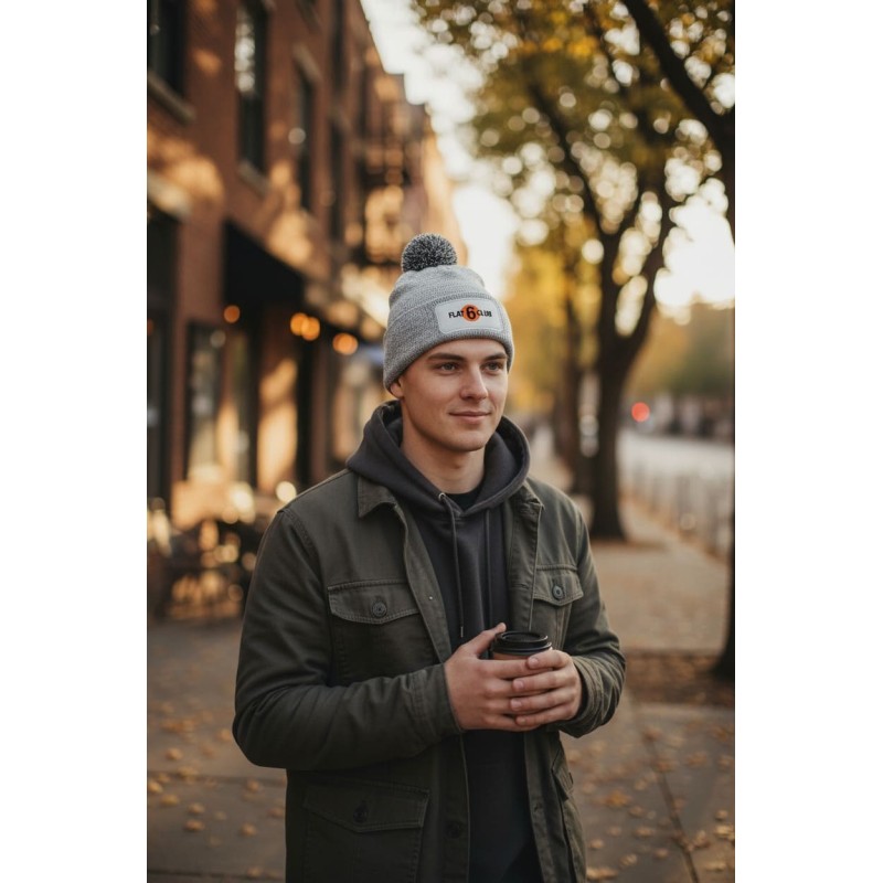 Bonnet pompon Flat6 Club